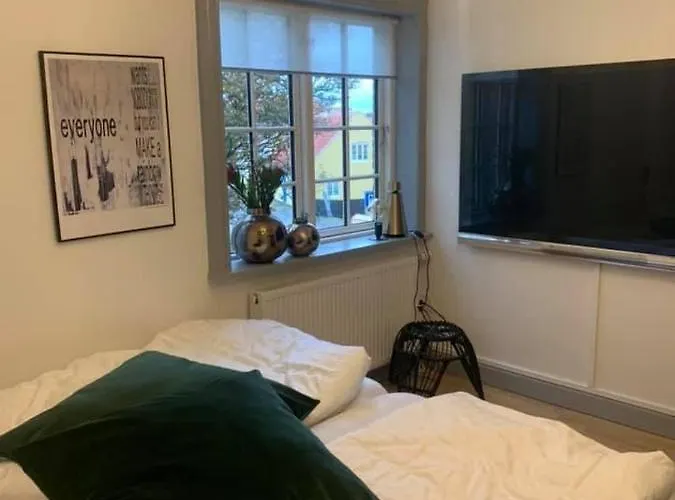 Ferie I -huset Med Den Gronne Dor *