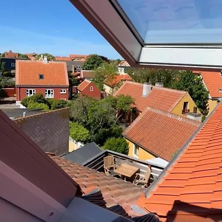 Ferie I -huset Med Den Grønne Dør