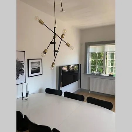 Ferie I -huset Med Den Gronne Dor Skagen